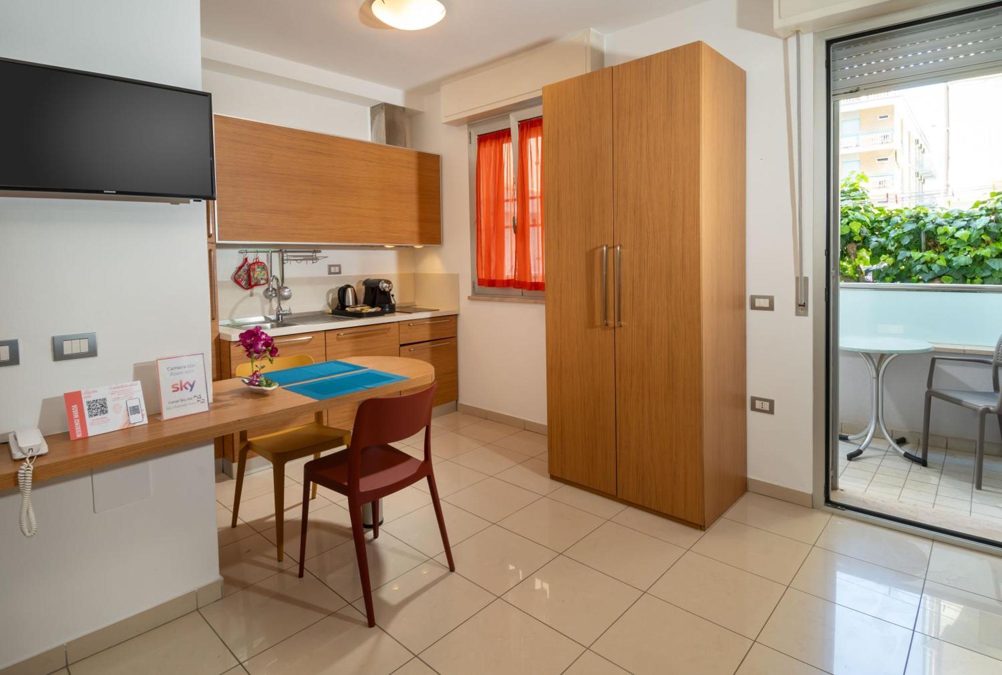 Residence Marzia Rimini Zewnętrze zdjęcie