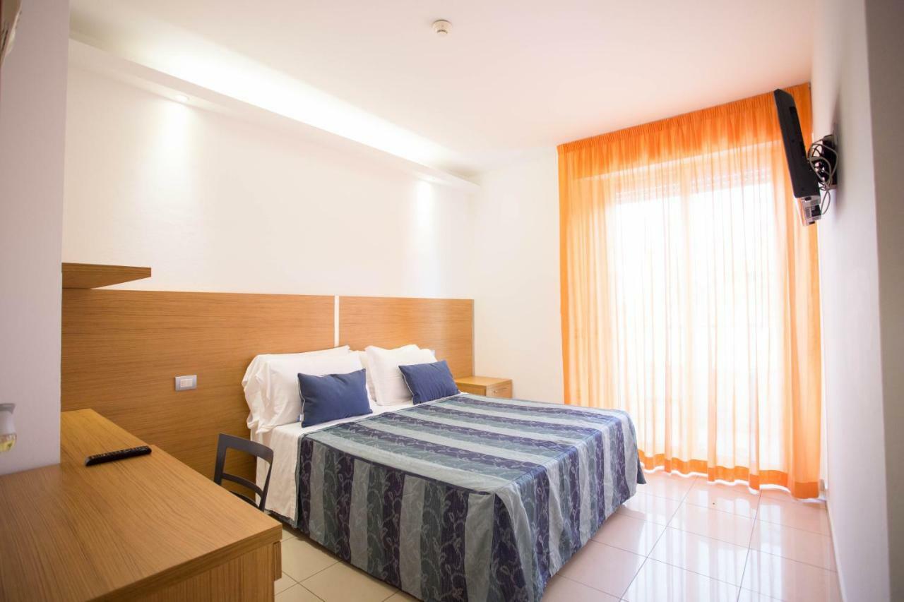 Residence Marzia Rimini Zewnętrze zdjęcie