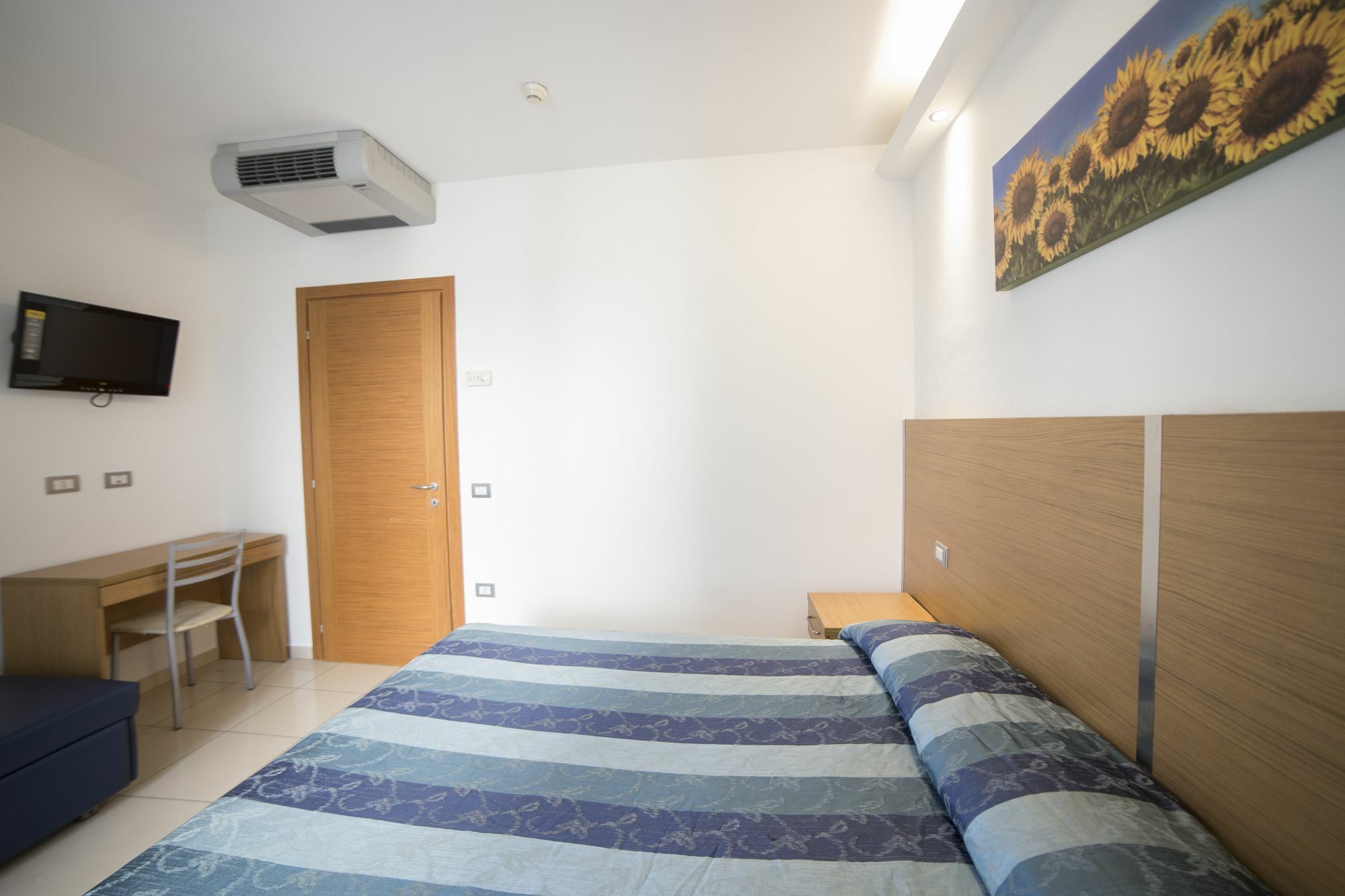 Residence Marzia Rimini Zewnętrze zdjęcie